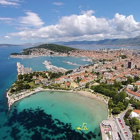 Apartment With A Parking Space - 21527 Split